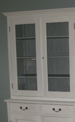 Teakhouten kast geverfd met Annie Sloan Chalkpaint